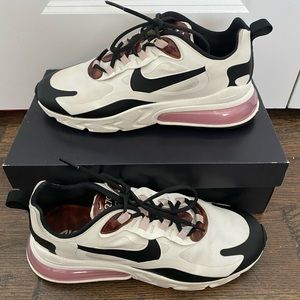 Nike Air Max 270 Reacts, Women’s size 10